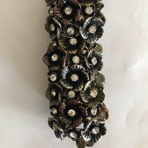 Vintage like stretch bracelet